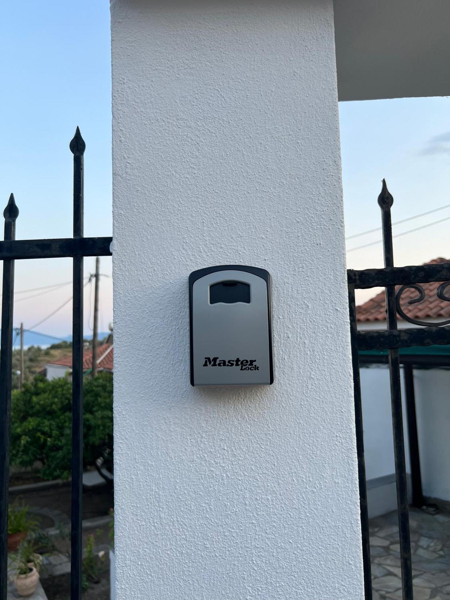 Aiolos Seaside Apartment Marathos Kültér fotó