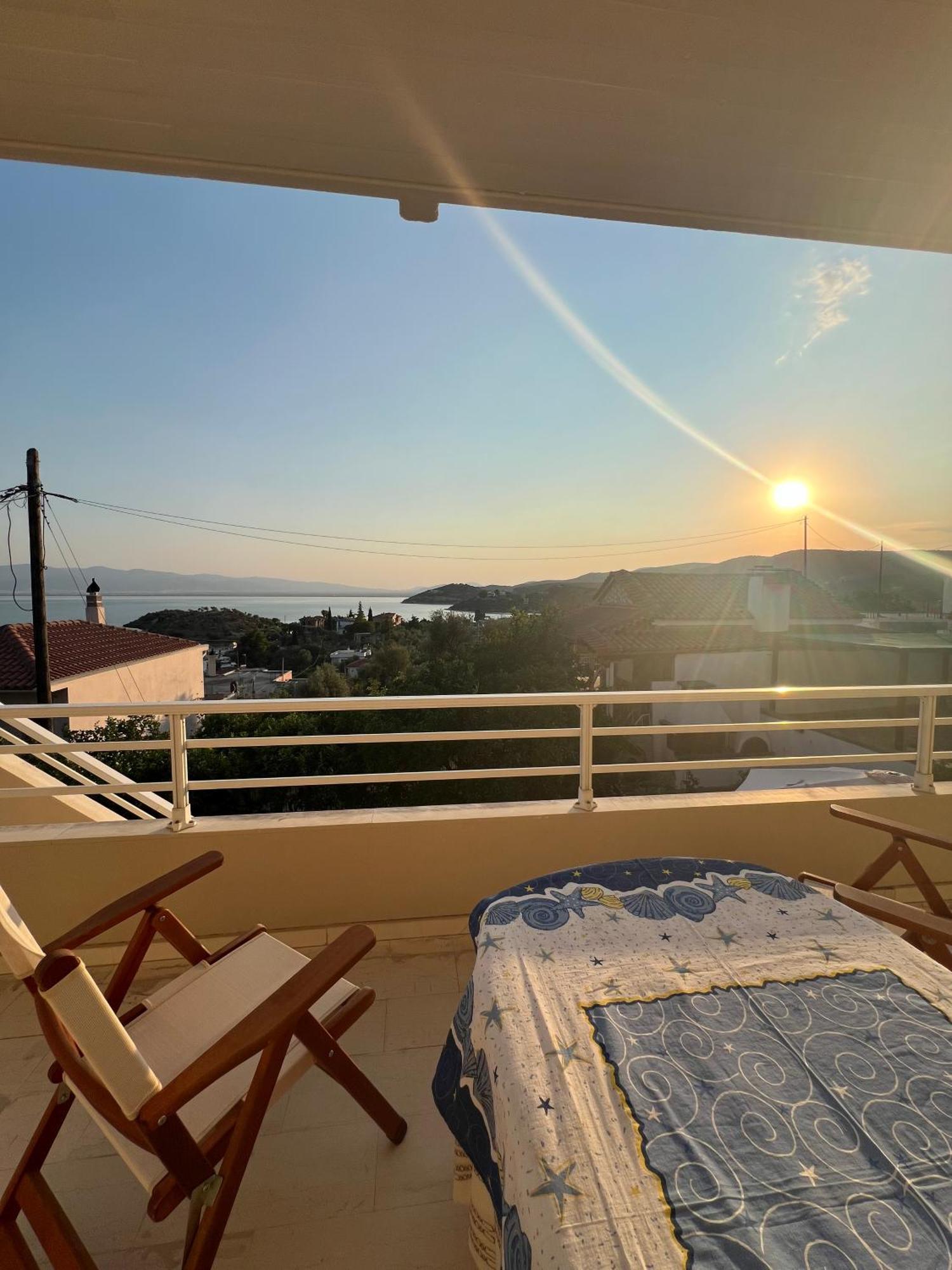 Aiolos Seaside Apartment Marathos Kültér fotó